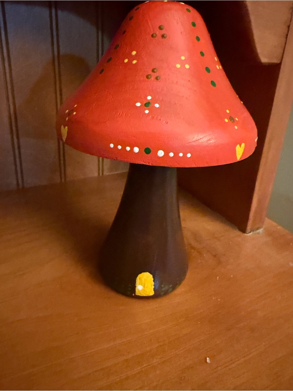 Handpainted Wooden Mushroom Dot Painting